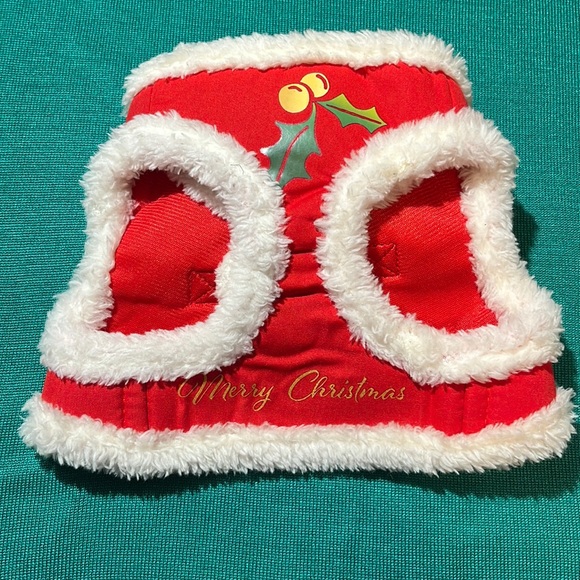 NWOT DOGGIE COAT. SZ MED. “Merry Christmas”. Faux fur lines the edges of coat. - Picture 1 of 4
